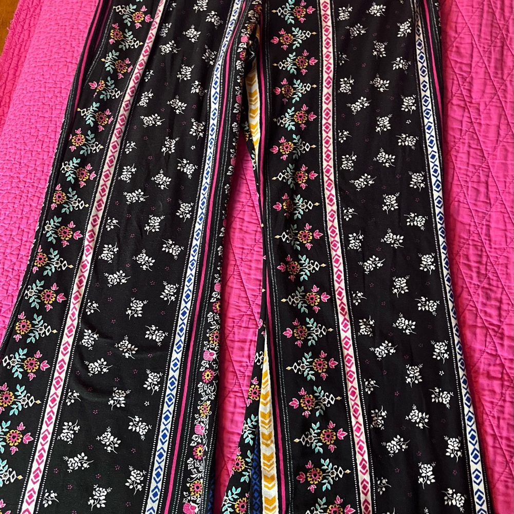 Floral Patterned Black Pants